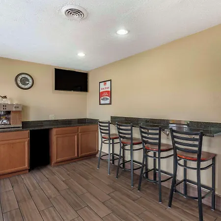 Econo North 3* Nashville