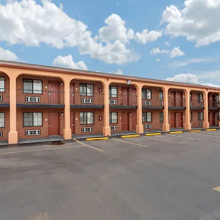 Econo North 3*
