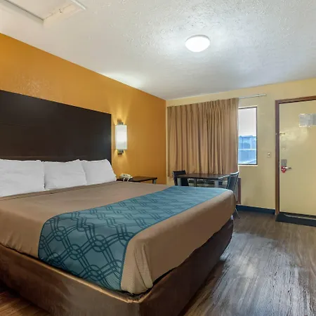 Econo North Motel 3*
