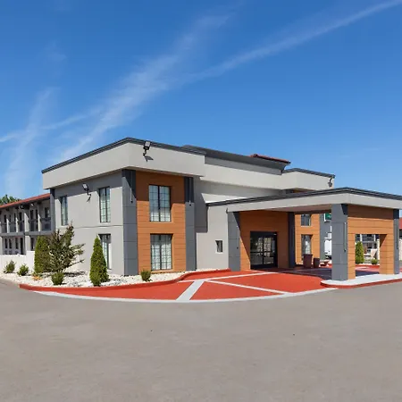 La Quinta By Wyndham South Hotel