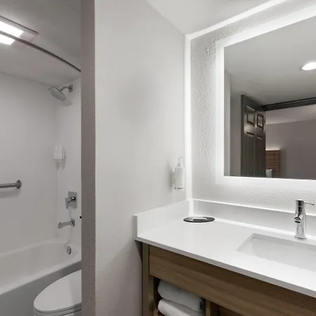 Hotel La Quinta By Wyndham South Nashville