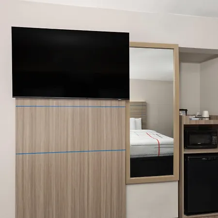 Hotel La Quinta By Wyndham South 2*