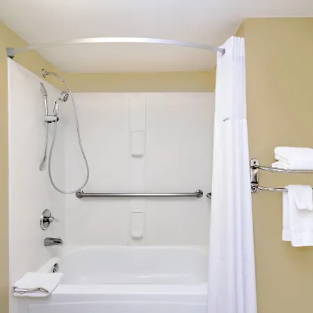 Super 8 By Wyndham Hermitage Nashville