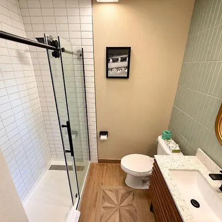 Drake Hotel