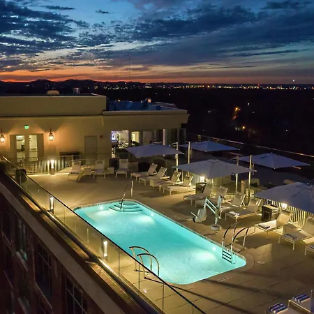 Hilton Hills