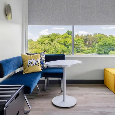 Hotel Aloft By Marriott Airport Nashville