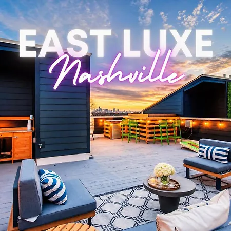 East Nash Lux - 13 Beds & Views Holiday home Nashville