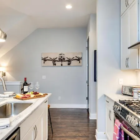 Holiday home New Nashvegas Downtown Rooftop Views 13beds *