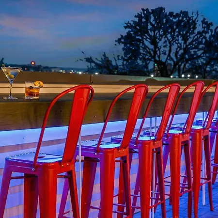 New Nashvegas Downtown Rooftop Views 13beds Holiday home