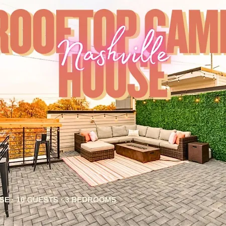 Luxury Townhome! Rooftop-game Room! Near Broadway! Holiday home