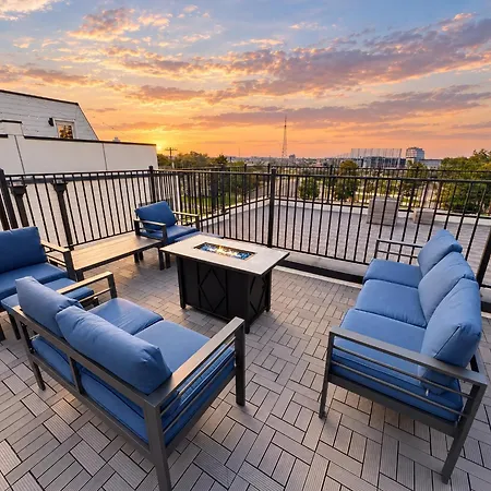 New Elevations Rooftop 5 Min To Downtown Nash Villa