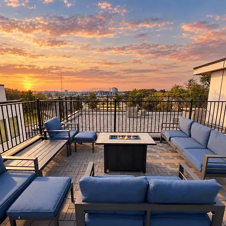 Villa New Elevations Rooftop 5 Min To Downtown Nash *