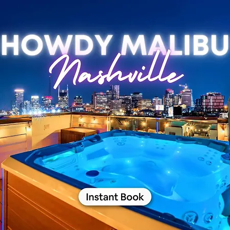 Holiday home Rooftop Hot Tub Views Pac-man Pool Table