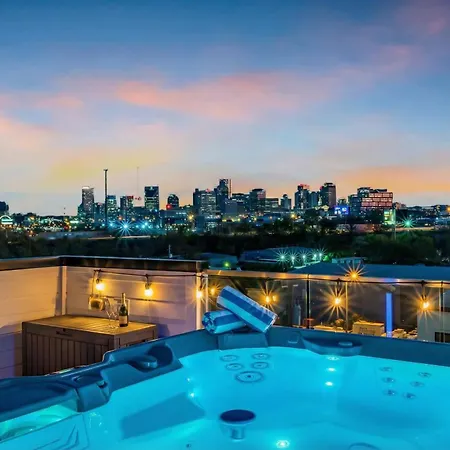 Holiday home Rooftop Hot Tub Views Pac-man Pool Table