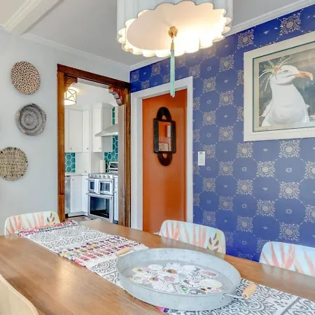 Unique And Stylish East 3 Bedroom 2.5 Bath