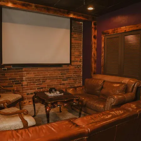 Holiday home Printers Alley Downtown Mansion *