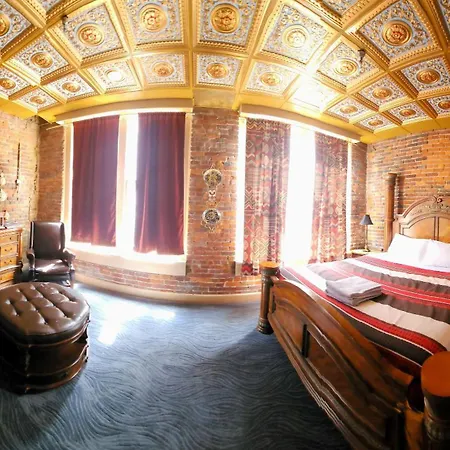 Printers Alley Downtown Mansion Holiday home Nashville