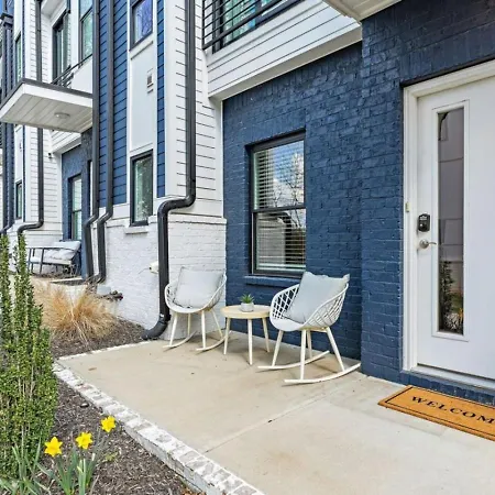Lucky 7 - Hip East Nash Townhouse & Rooftop Deck Nashville