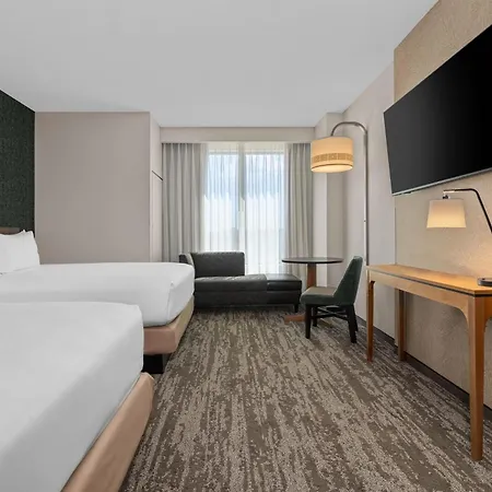 Drury Plaza Southeast Century Farms 3*