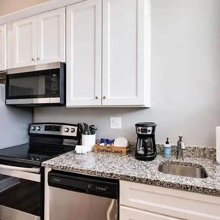 Historic Church Loft East Nash Free Parking Apartment