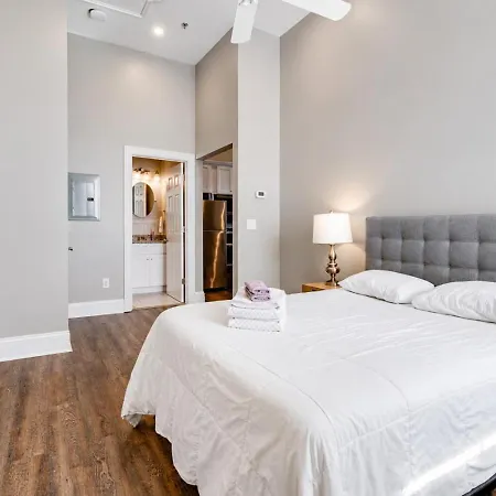 Historic Church Loft East Nash Free Parking *
