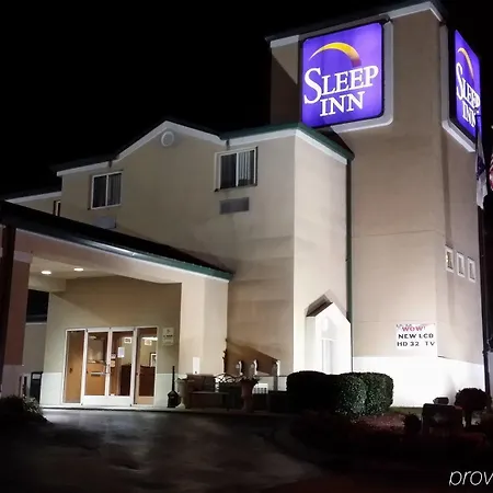 Inn Sleep Near Percy Priest 4*