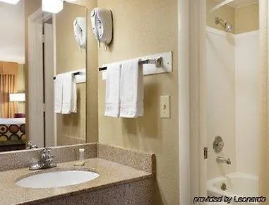 Hotel Super 8 By Wyndham West 2*