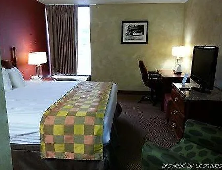 Hayes Street Downtown Hotel 3*