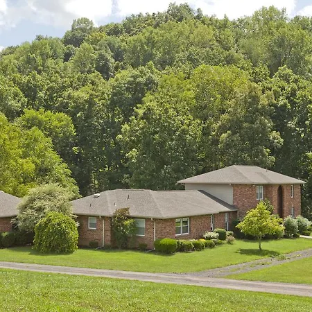 Brenda Lee History 2br Pool Hot Tub Apartment
