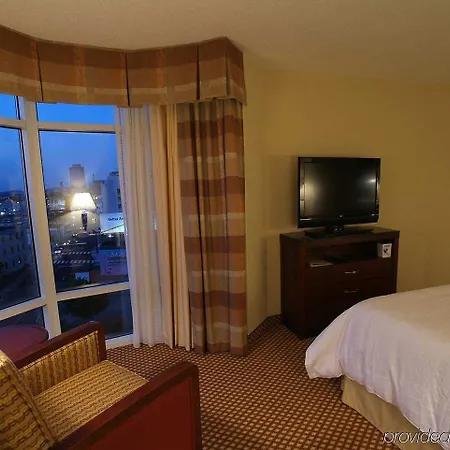 Hotel Hilton Garden Vanderbilt 3*