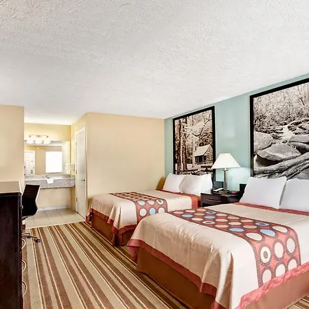Super 8 By Wyndham Whites Creek/ Nw Area Nashville