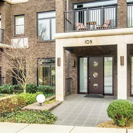 Apartment Uptown In Downtown Nashville