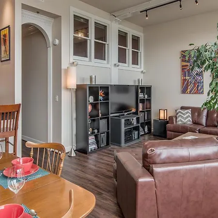 Apartment Rockin' River Loft - Downtown
