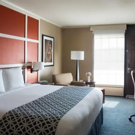The At Opryland, A Gaylord Nashville