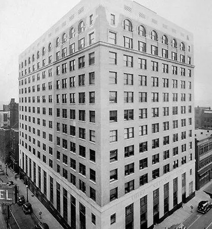 Courtyard By Marriott Downtown 3*