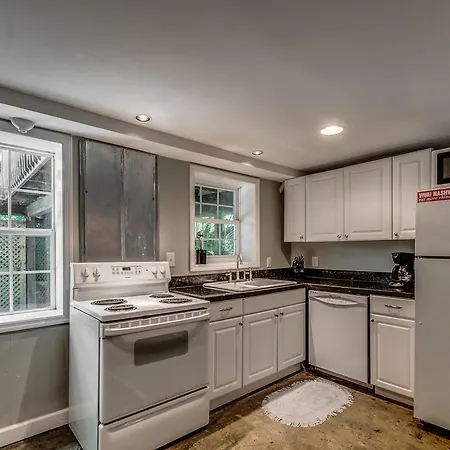 3609 Nashville