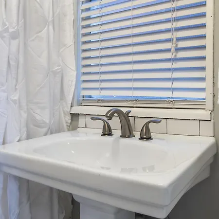 Apartment Historic Music City Condo *