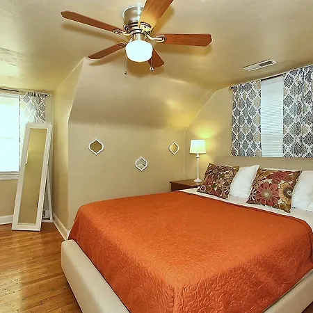 House 1342 Tennessee Townhouse * Nashville