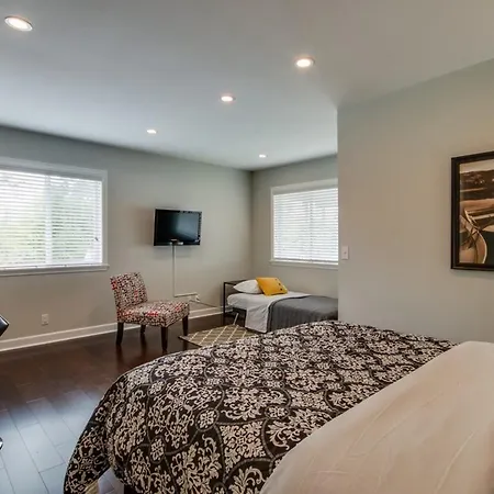 Apartment Hillview Heights Studio
