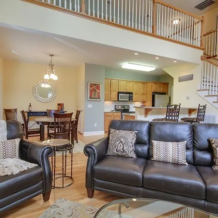 Luxury And Convenience! Walk To Everything! Holiday home *