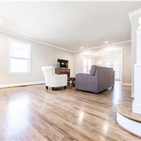 Holiday home 3br Near Sylvan Park And Downtown Nashville-un02