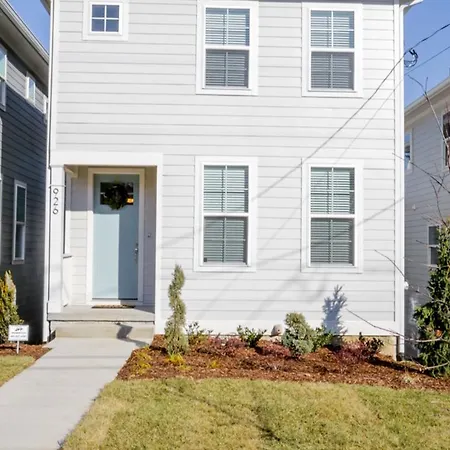 Skyline Views In High-end Gulch * Nashville