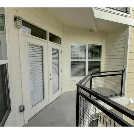 Two Bedroom Germantown - Gt07 *