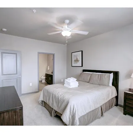 Two Bedroom Midtown With Rooftop Pool - Mt02 Apartment *
