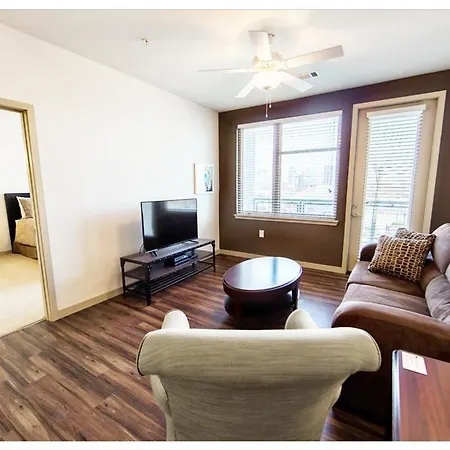 Two Bedroom Midtown With Rooftop Pool- Mt04 *