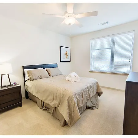 Two Bedroom Midtown Aparment With Rooftop Pool - Mt05 * Nashville