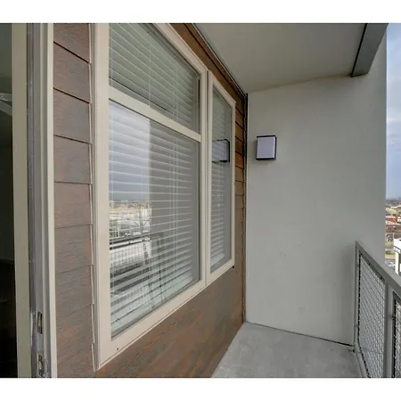 Two Bedroom Midtown With Rooftop Pool - Mt08 Apartment *