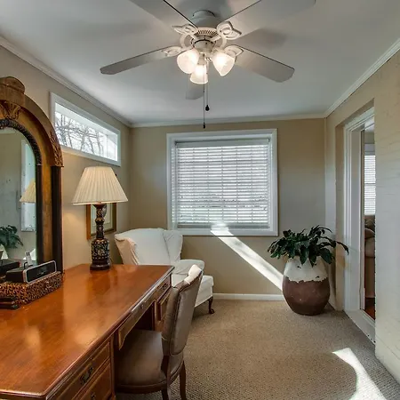 Apartment Charmer In Nashville's Green Hills Neighborhood Apts