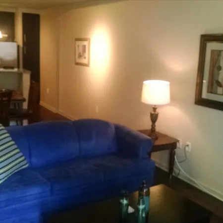 Apartment Signature Suites At Elliston23 *