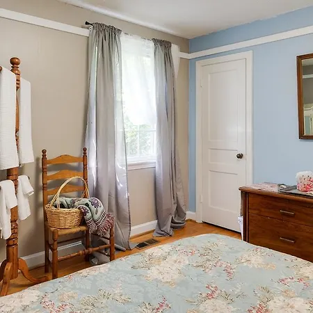 Southern Charm 2 Bedroom In East